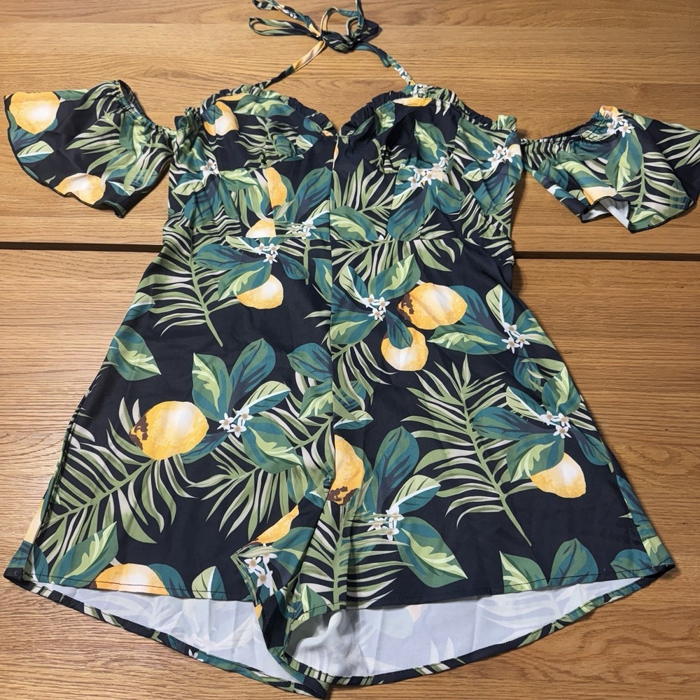 NEW Women's Tropical Shorts Halter Romper - Size Large